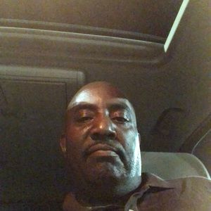 Meet your Posher, Howard